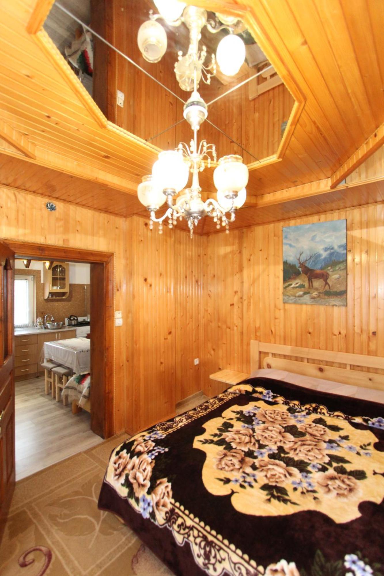 Будиночок Для Щастя Yaremche Luaran gambar