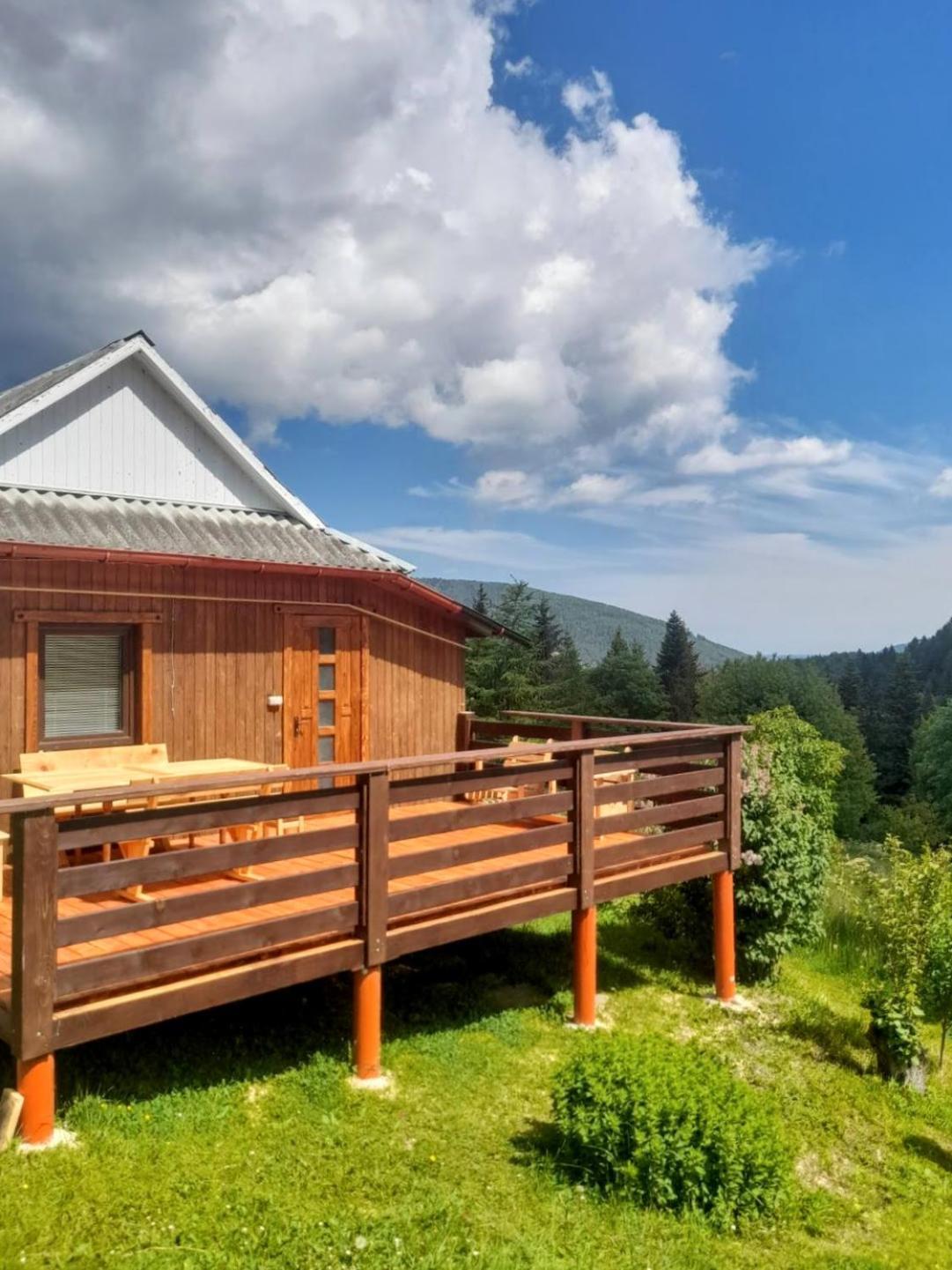Будиночок Для Щастя Yaremche Luaran gambar